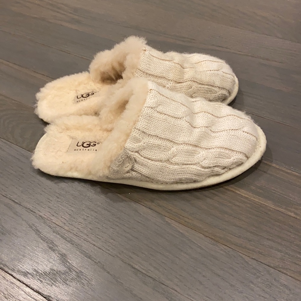 UGG sweater skit scuffette slipper